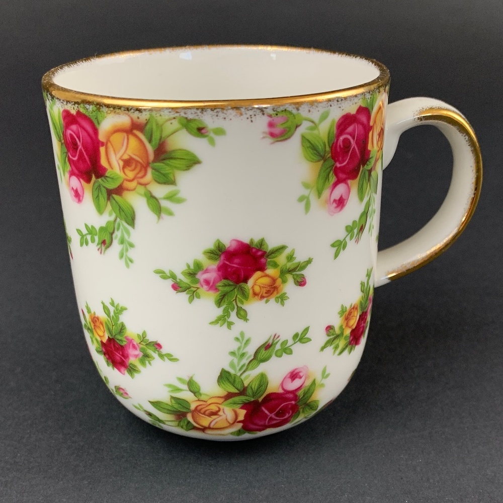 Royal Albert Old Country Roses Classic Mug All Over Design Gold Trim